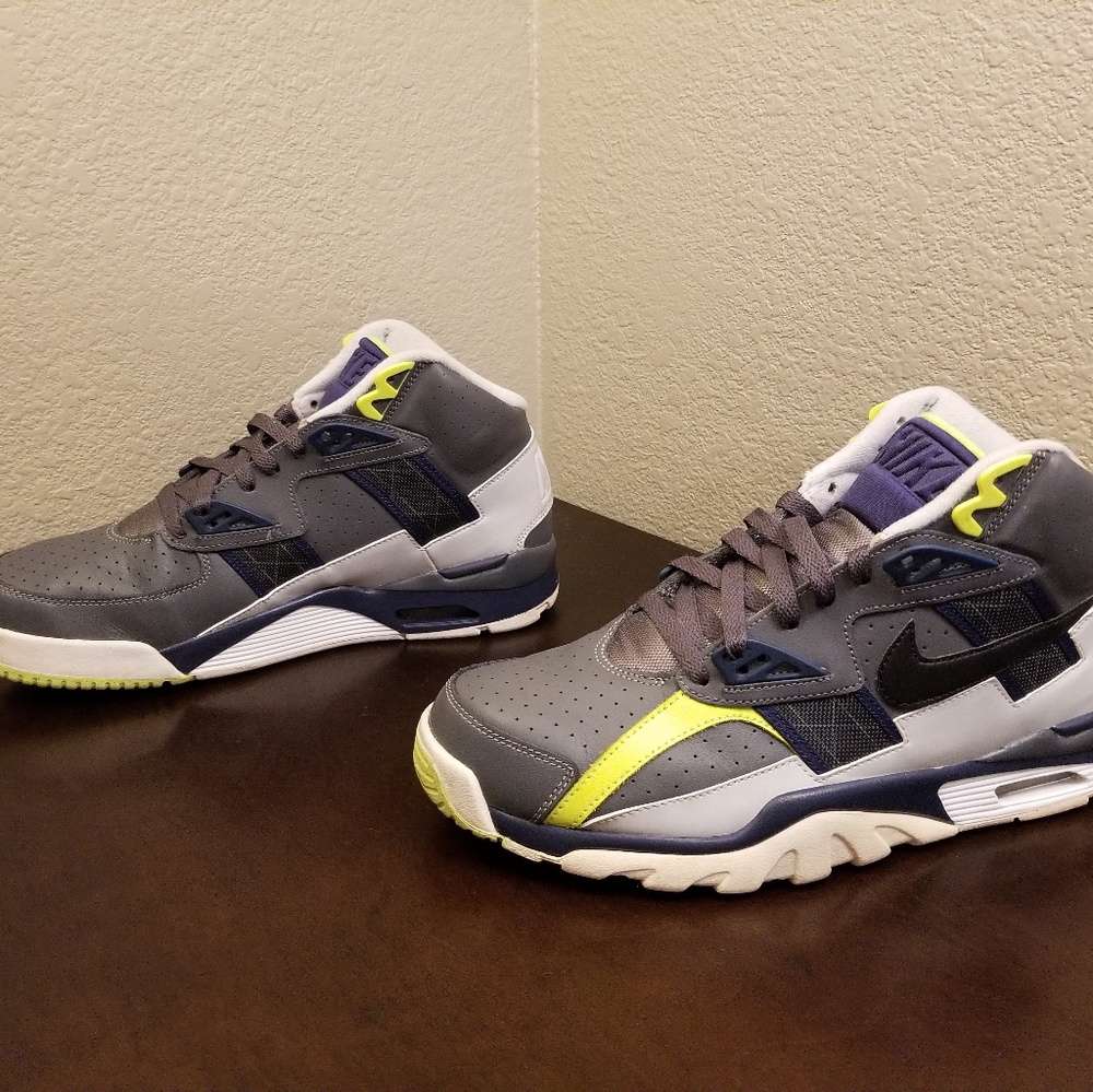 NIKE AIR TRAINER SC MENS SIZE 10